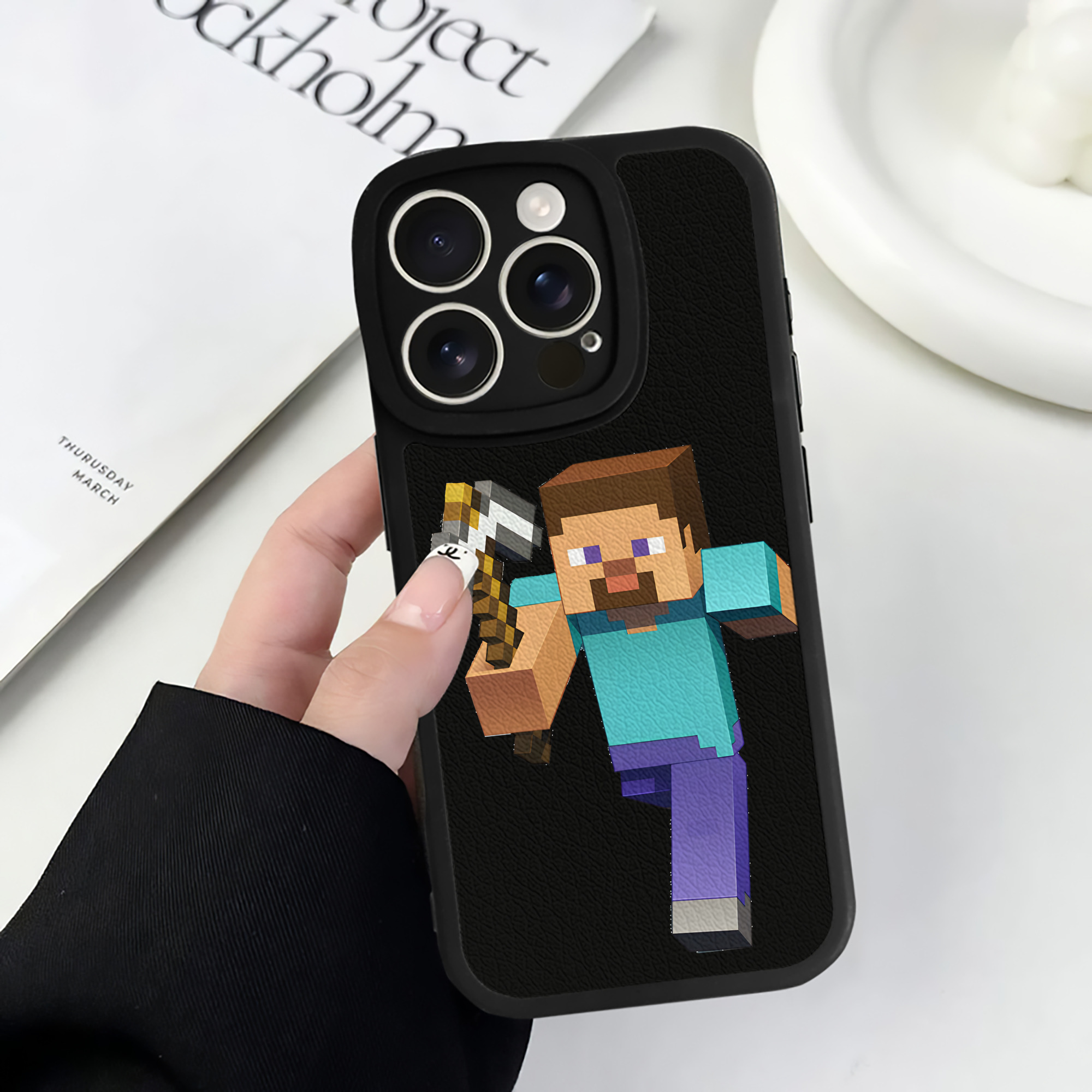（画像用） マインクラフト ブロックの世界 Minecraft MC Block world 【iPhone 16シリーズ対応】シリコンスマホケース（レザー調） 材質：シリコン